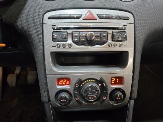 Peugeot 308 1.6 VTi Signature picture 24