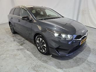 Schadeauto Kia Ceed 1.0 T-GDi MHEV Design Edition 2025/5