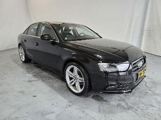 Damaged car Audi A4 LIMOUSINE 1.8 TFSI Advance 2015/10