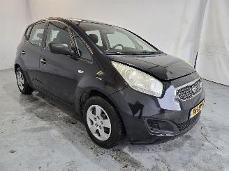krockskadad bil auto Kia Venga 1.6 CVVT X-tra 2010/6