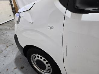 Opel Vivaro 2.0 CDTI L3H1 Edition picture 12