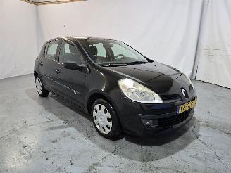 Unfallwagen Renault Clio 1.2-16V Special Line 2008/6