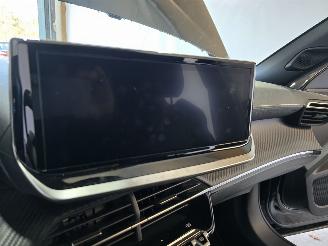 Peugeot 2008 1.2 Hybrid 145 GT picture 25