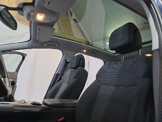 Peugeot 3008 1.6 THP Style picture 28