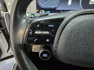 Hyundai Ioniq Lounge 73kWh picture 37