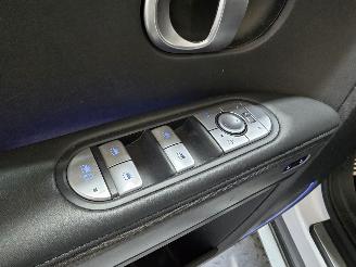 Hyundai Ioniq Lounge 73kWh picture 32