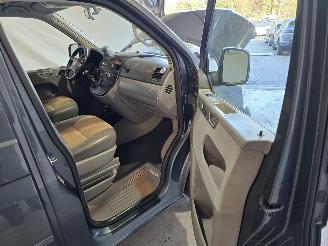 Volkswagen  Transporter Kombi 2.5 TDI 300 Highline picture 14