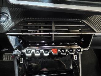 Peugeot e-2008 EV Allure Pack 50 kWh picture 32