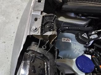 Peugeot e-2008 EV Allure Pack 50 kWh picture 11