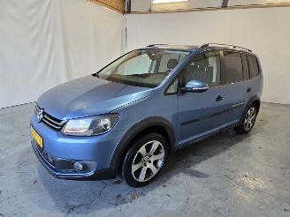 Volkswagen Touran 1.4 TSI Cross picture 3