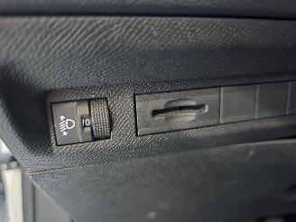 Peugeot 308 1.2 PureTech Active Pack Business picture 24