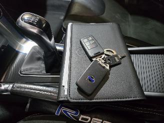 Volvo V-40 2.0 D2 R-Design Bns picture 33