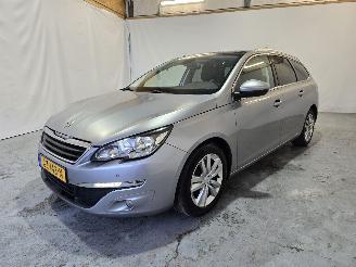 Peugeot 308 SW 1.6 BlueHDI Blue Lease Executive Pack picture 3