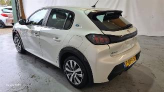 Peugeot e-208 EV Active 50 kWh picture 5