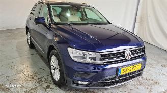 Schadeauto Volkswagen Tiguan 1.4 TSI ACT Comfortline Business 2018/4