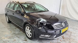 Voiture accidenté Volkswagen Passat 1.4 TSI Comf Exec L. 2012/6
