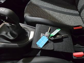 Peugeot 208 1.2 PT 75 Active picture 33