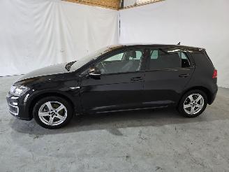 Volkswagen Golf E-Golf picture 4