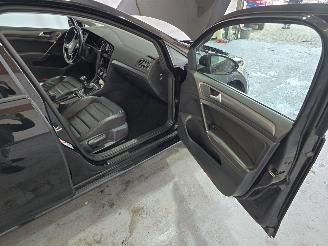 Volkswagen Golf E-Golf picture 14