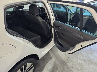 Volkswagen Golf E-Golf picture 15