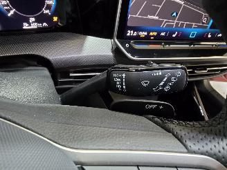 Volkswagen Golf 1.5 eTSI R-Line Edition picture 29