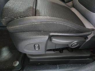 Opel Crossland X 1.2 Online Edition Black Roof picture 26