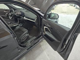 BMW iX eDrive20 67 kWh picture 17