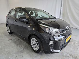 Schadeauto Kia Picanto 1.0 DPi DynamicLine 2023/7