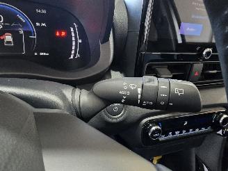 Toyota Yaris 1.5 Hybrid 115 Dynamic picture 32