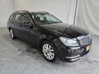 Schadeauto Mercedes C-klasse Estate 180 CDI Ambition Elegance 2014/1