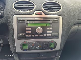 Ford Focus 1.6-16V First Edition picture 25