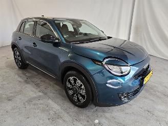 krockskadad bil auto Fiat 600 1.2 Hybrid Urban 2025/5