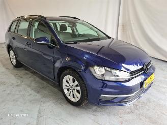 damaged passenger cars Volkswagen Golf 1.0 TSI Comfortline 2017/5