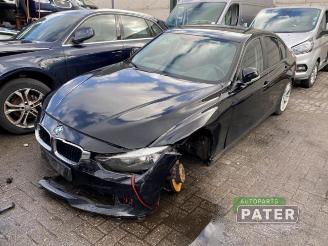 Coche siniestrado BMW 3-serie 3 serie (F30), Sedan, 2011 / 2018 320i 2.0 16V 2012/5