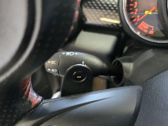 Mini Mini 2.0 Cooper S picture 30