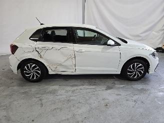 Volkswagen Polo 1.0 TSI Life picture 8