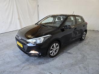 Hyundai I-20  picture 3