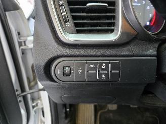 Kia Ceed 1.0 T-GDi DynamicLine picture 26