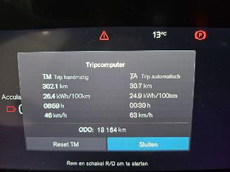 Volvo XC40 Recharge Plus 70 kWh picture 29