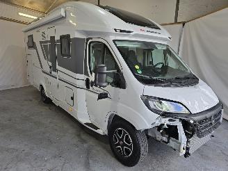 danneggiata camper Adria  adria CORAL 670DL 2025/4