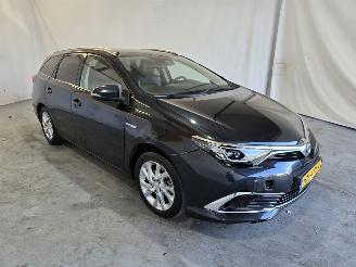 Voiture accidenté Toyota Auris Touring Sports 1.8 Hybrid Lease pro 2015/12