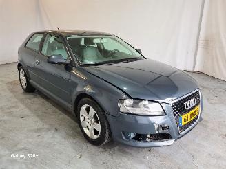 Unfallwagen Audi A3 1.6 TDI Attr.BE 99gr 2011/8