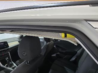Volkswagen T-Roc 1.0 TSI Life Bns picture 14