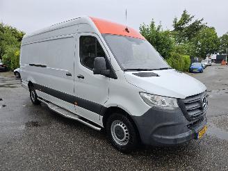 krockskadad bil bedrijf Mercedes Sprinter 311 2.2 CDI L3H2 EURO VI-D 2020/6