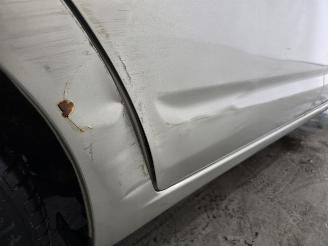 Toyota Prius 1.5 VVT-i picture 13