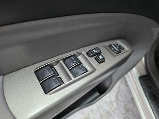 Toyota Prius 1.5 VVT-i picture 23
