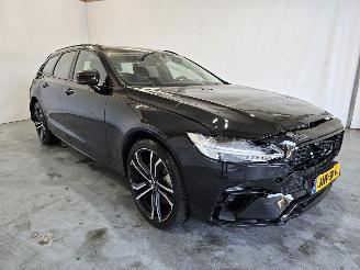 Coche accidentado Volvo V-90 2.0 T8 Plug-in hybrid AWD Ultra Dark 2025/10