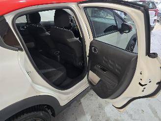 Citroën C3 1.2 PureTech S&S Shine picture 18