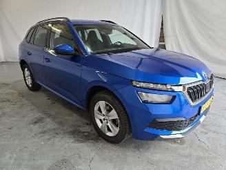 krockskadad bil auto Skoda Kamiq 1.0 TSI Sport Business 2021/1