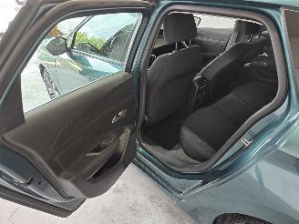 Peugeot 308 1.2 PureTech Active Pack Business picture 19